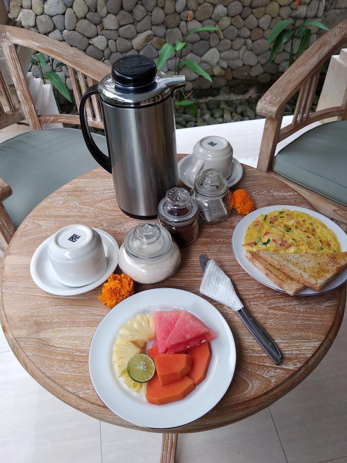 Qiul Guest House Ubud  Bagian luar foto